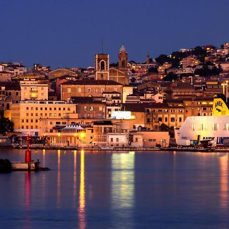 Vila Il Balcone Sul Corso Ancona Exteriér fotografie