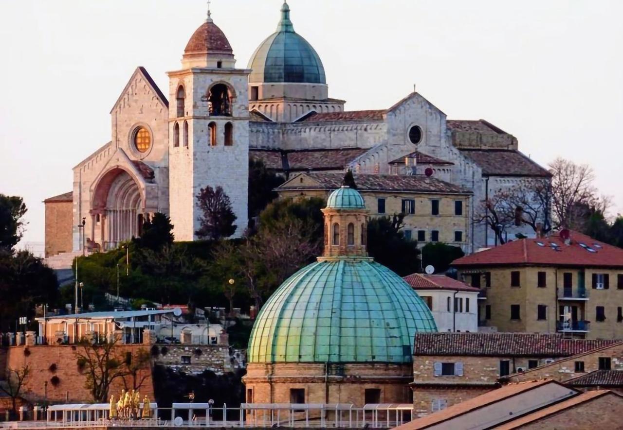 Vila Il Balcone Sul Corso Ancona Exteriér fotografie
